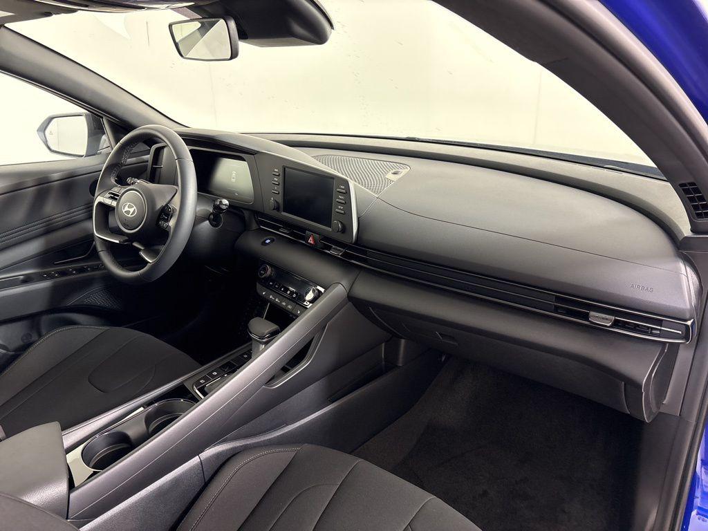 Thumbnail: 2026 Hyundai Elantra - 13