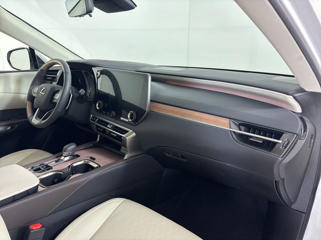 Thumbnail: 2024 Lexus RX - 13