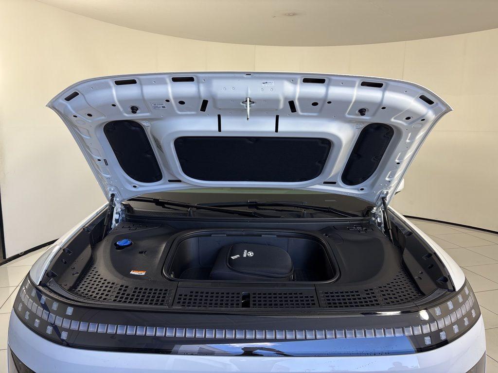 Thumbnail: 2026 Hyundai Ioniq - 11