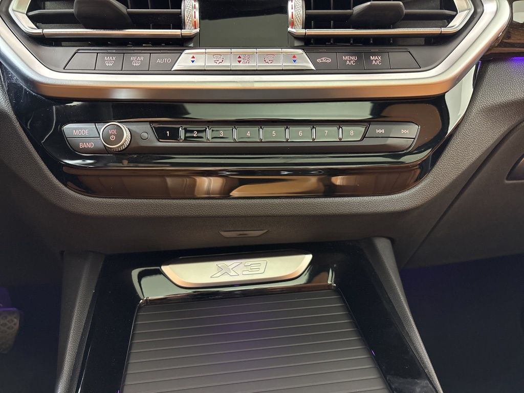 Thumbnail: 2023 BMW X3 - 24