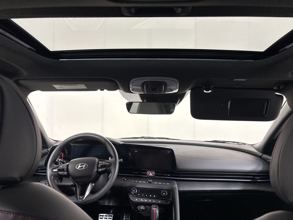 Thumbnail: 2024 Hyundai Elantra - 18