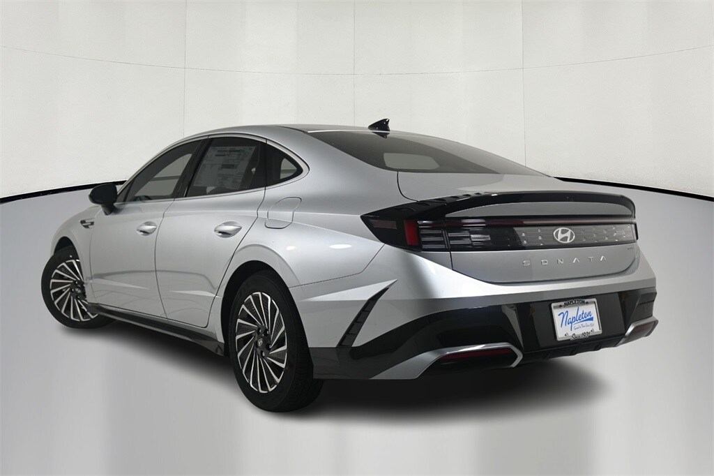 Thumbnail: 2025 Hyundai Sonata - 5