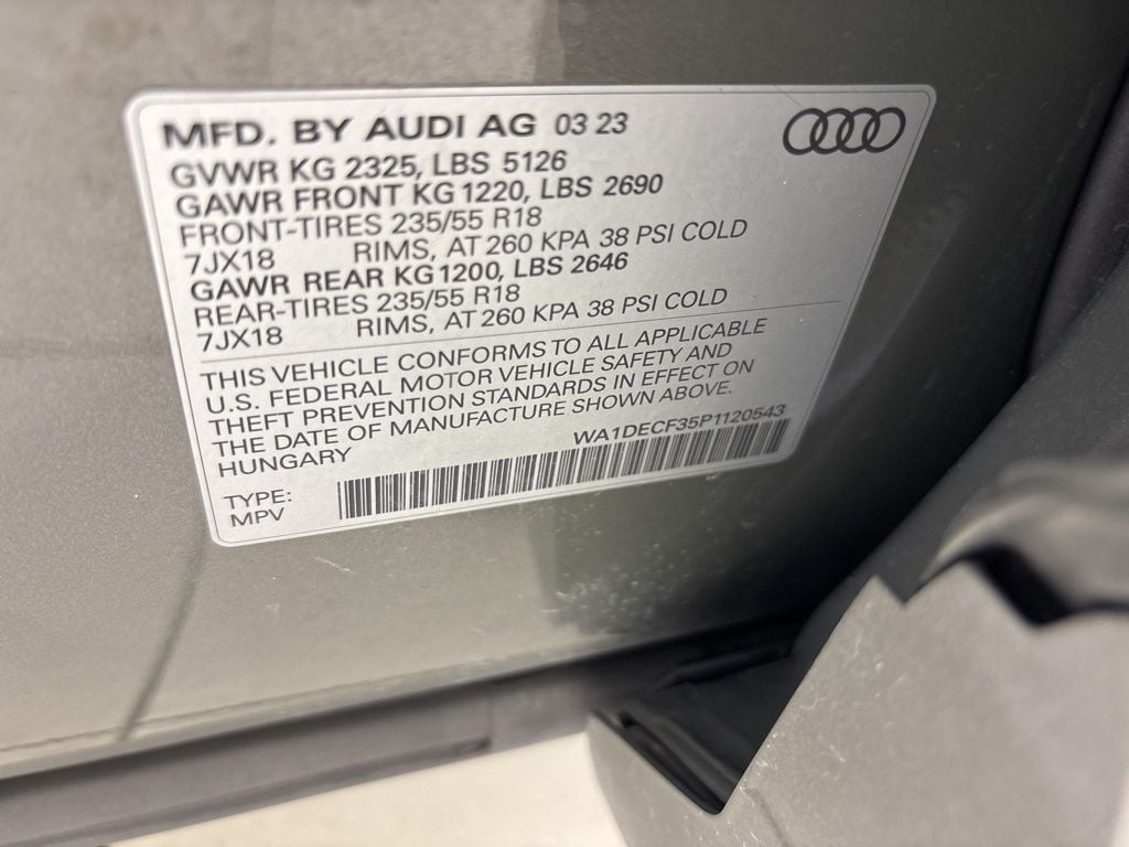 Thumbnail: 2023 Audi Q3 - 10