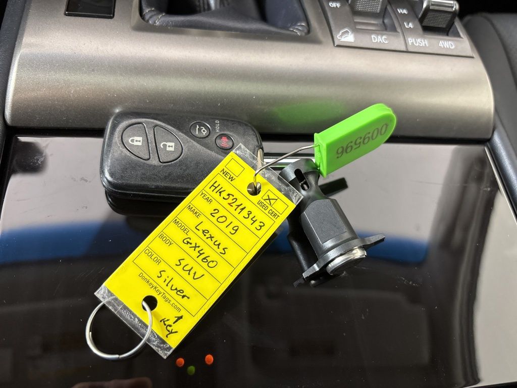 Thumbnail: 2019 Lexus GX - 40