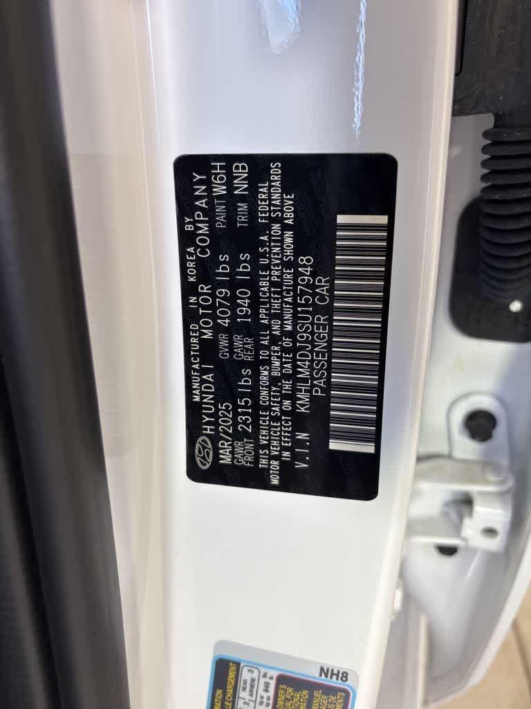 Thumbnail: 2025 Hyundai Elantra - 10