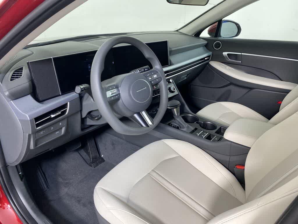 Thumbnail: 2025 Hyundai Sonata - 15