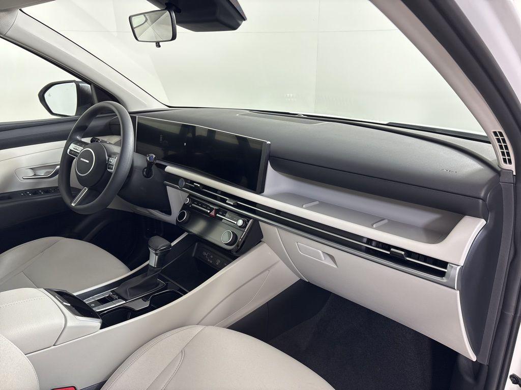 Thumbnail: 2026 Hyundai Tucson - 13