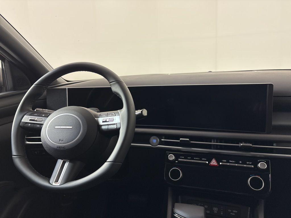 Thumbnail: 2026 Hyundai Santa Cruz - 21