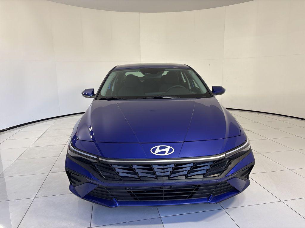 Thumbnail: 2025 Hyundai Elantra - 8
