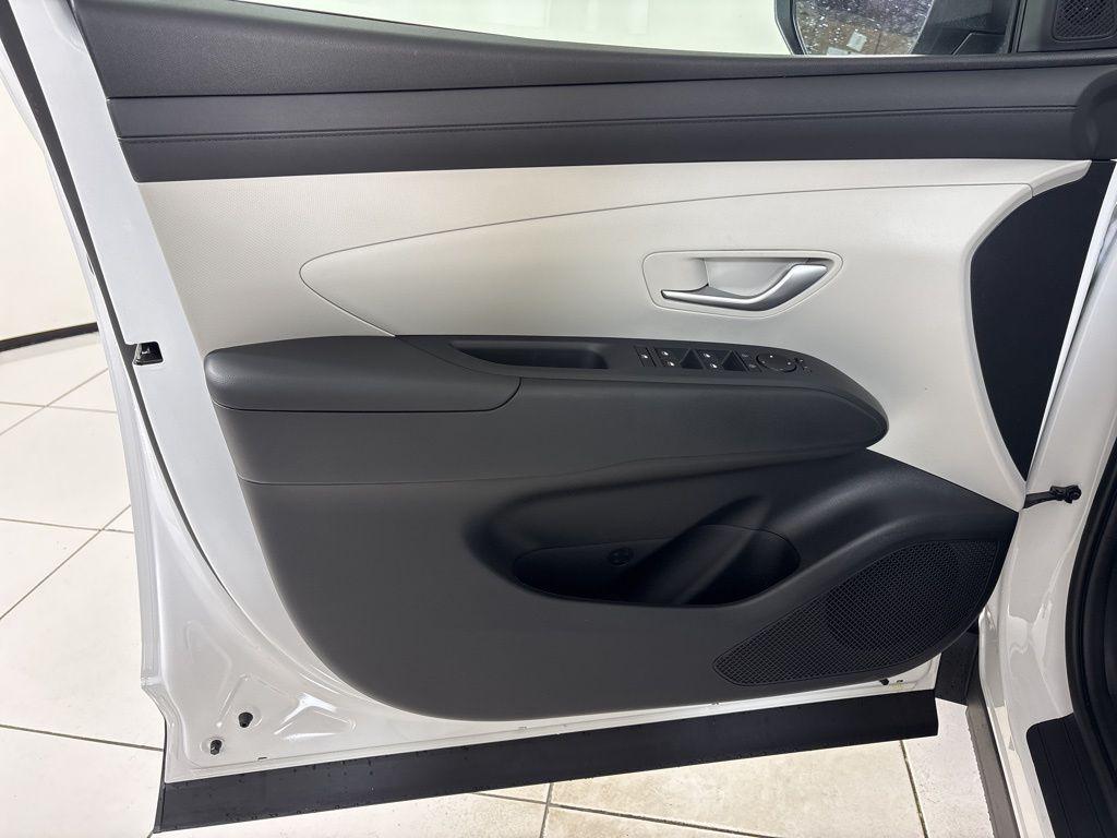 Thumbnail: 2026 Hyundai Tucson - 16