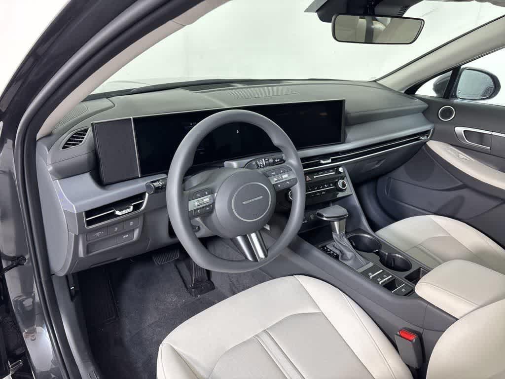 Thumbnail: 2025 Hyundai Sonata - 15
