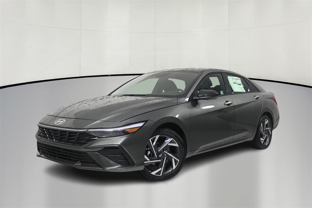 Thumbnail: 2025 Hyundai Elantra - 3