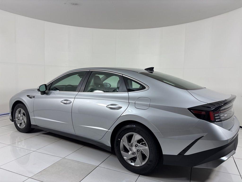 Thumbnail: 2025 Hyundai Sonata - 3