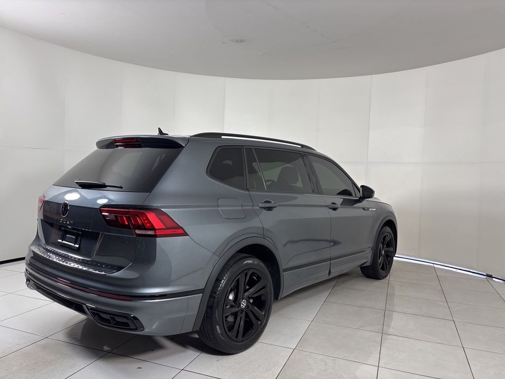 Thumbnail: 2023 Volkswagen Tiguan - 5