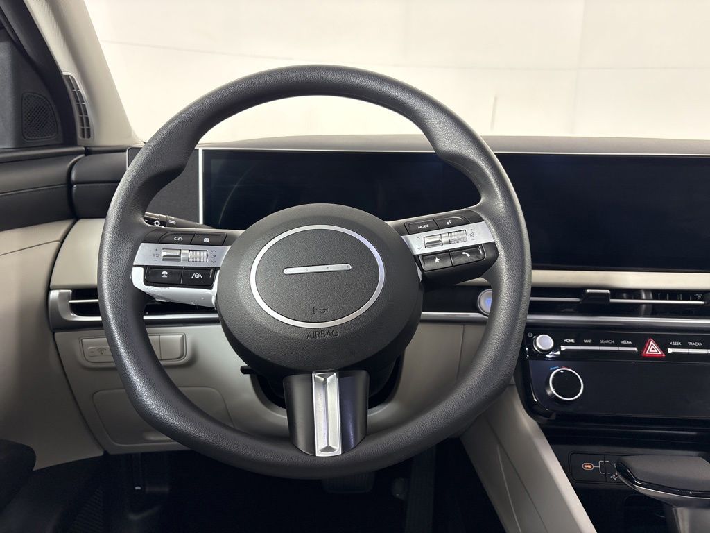 Thumbnail: 2025 Hyundai Tucson - 16