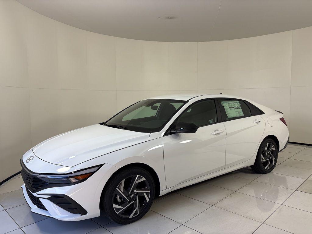 Thumbnail: 2025 Hyundai Elantra - 1