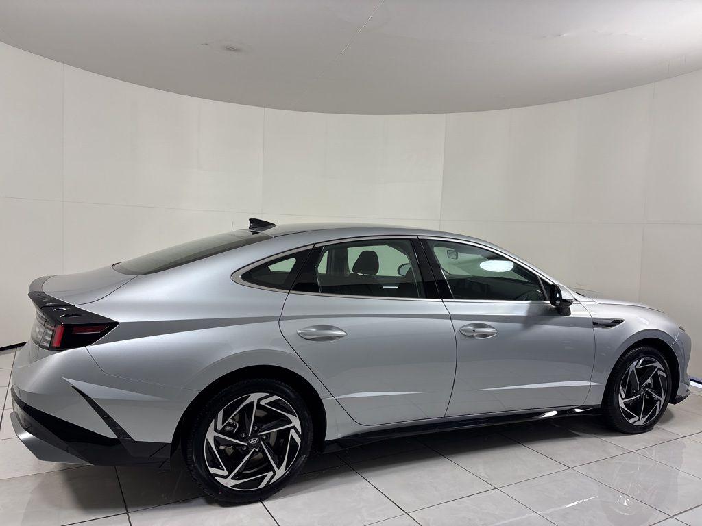 Thumbnail: 2026 Hyundai Sonata - 6