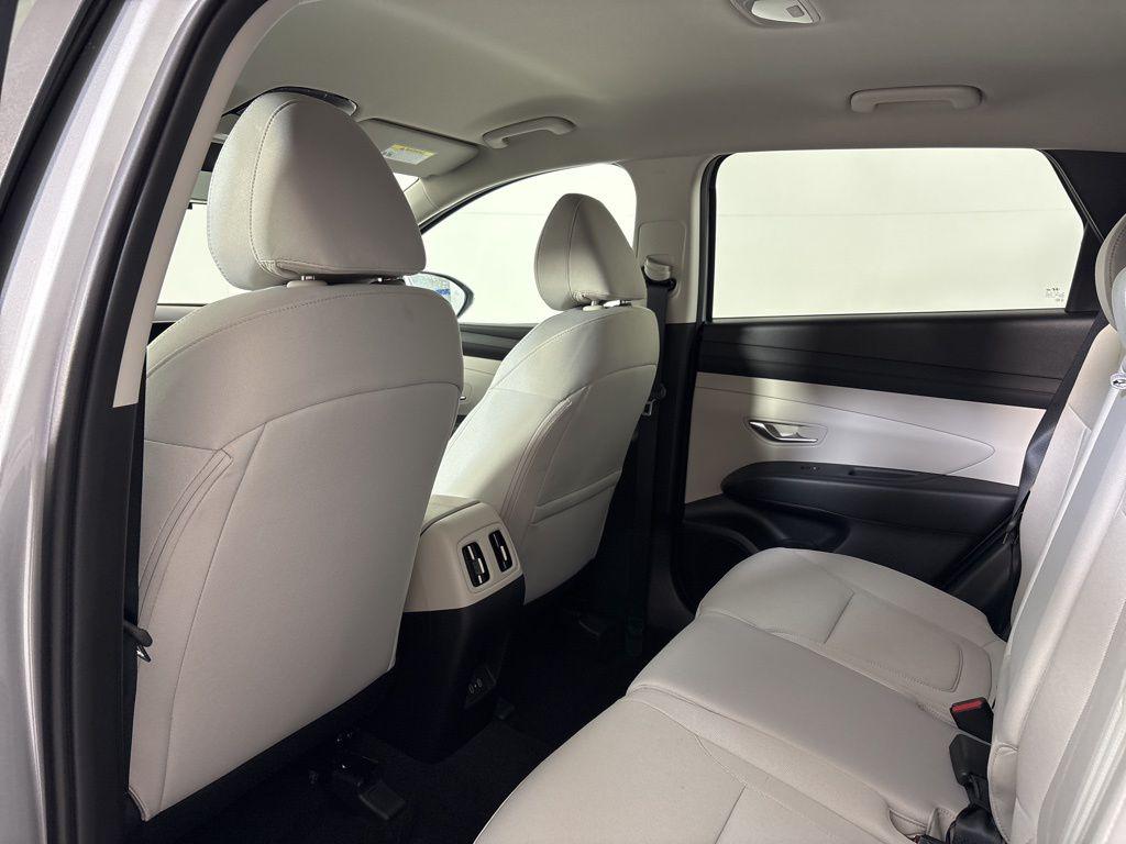 Thumbnail: 2026 Hyundai Tucson - 17