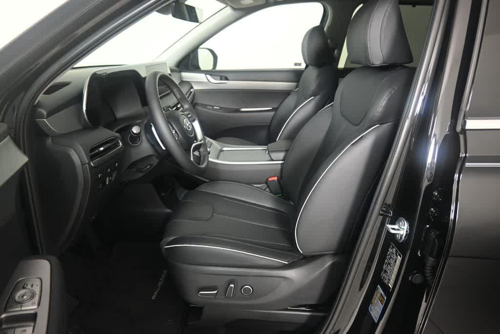 Thumbnail: 2025 Hyundai Palisade - 12