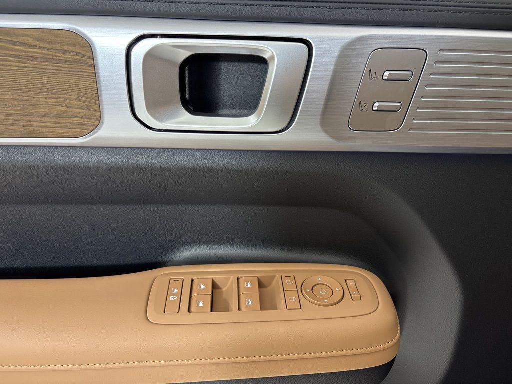 Thumbnail: 2026 Hyundai Santa Fe - 17