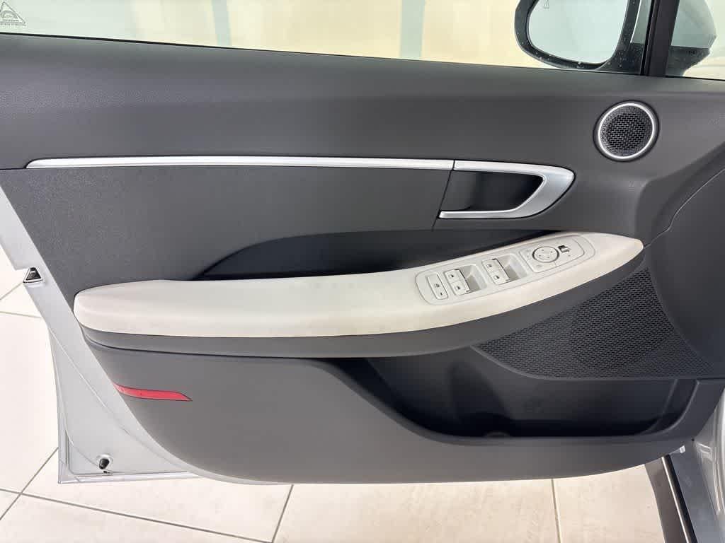 Thumbnail: 2025 Hyundai Sonata - 15