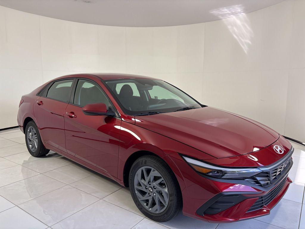 Thumbnail: 2025 Hyundai Elantra - 7