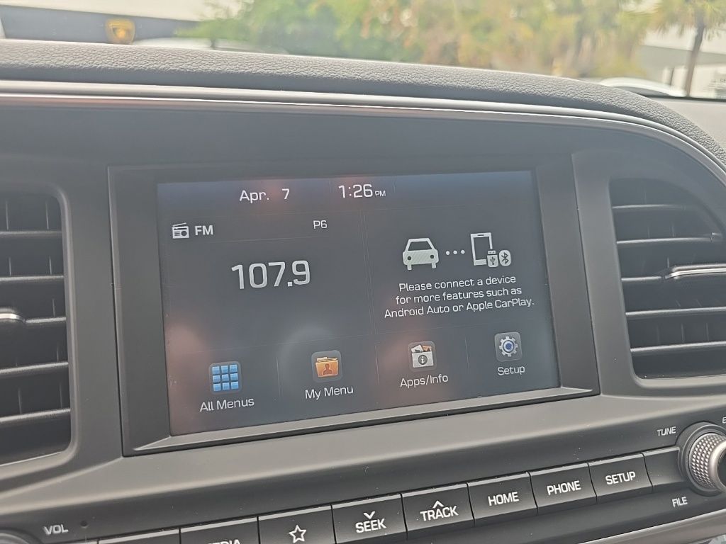 Thumbnail: 2019 Hyundai Elantra - 17