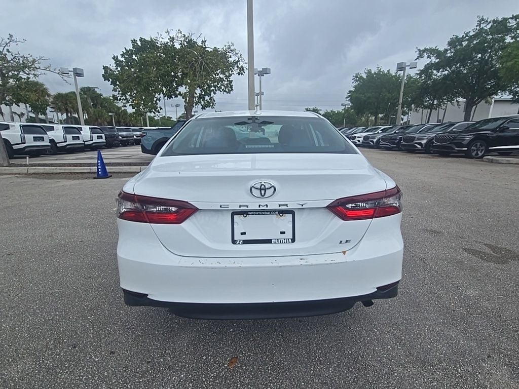 Thumbnail: 2022 Toyota Camry - 6