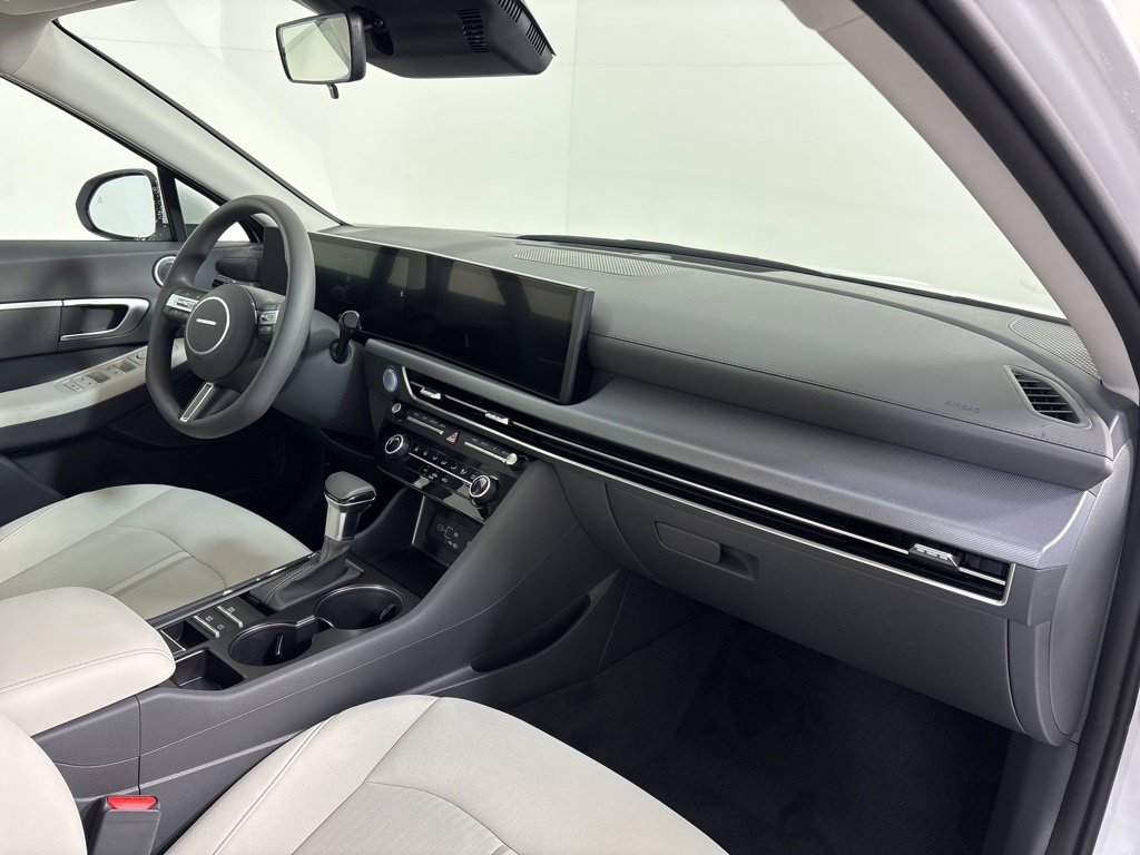 2026 Hyundai Sonata SE - Photo 13