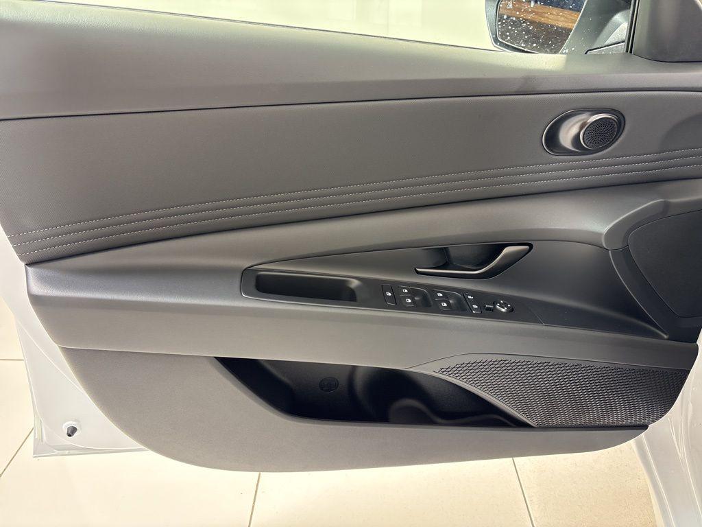 Thumbnail: 2026 Hyundai Elantra - 16