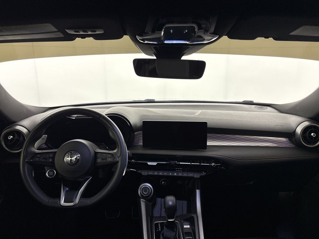 Thumbnail: 2024 Alfa Romeo Tonale - 21