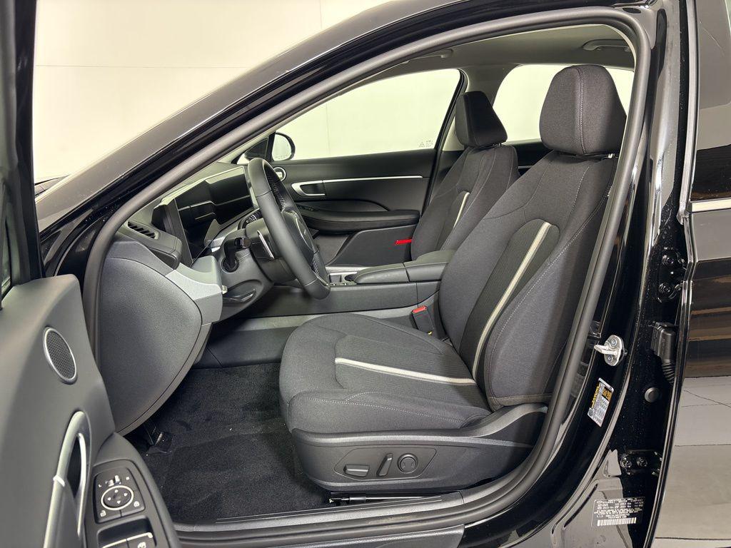 Thumbnail: 2026 Hyundai Sonata - 14