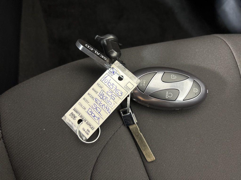 Thumbnail: 2026 Hyundai Elantra - 28