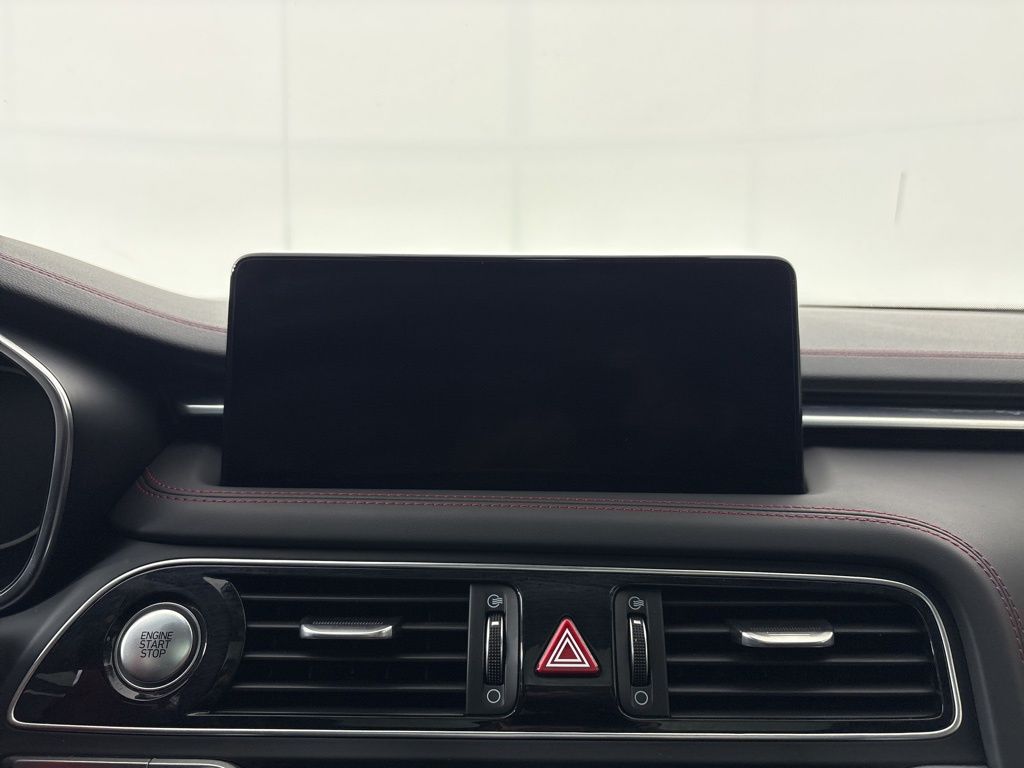 Thumbnail: 2023 Genesis G70 - 25