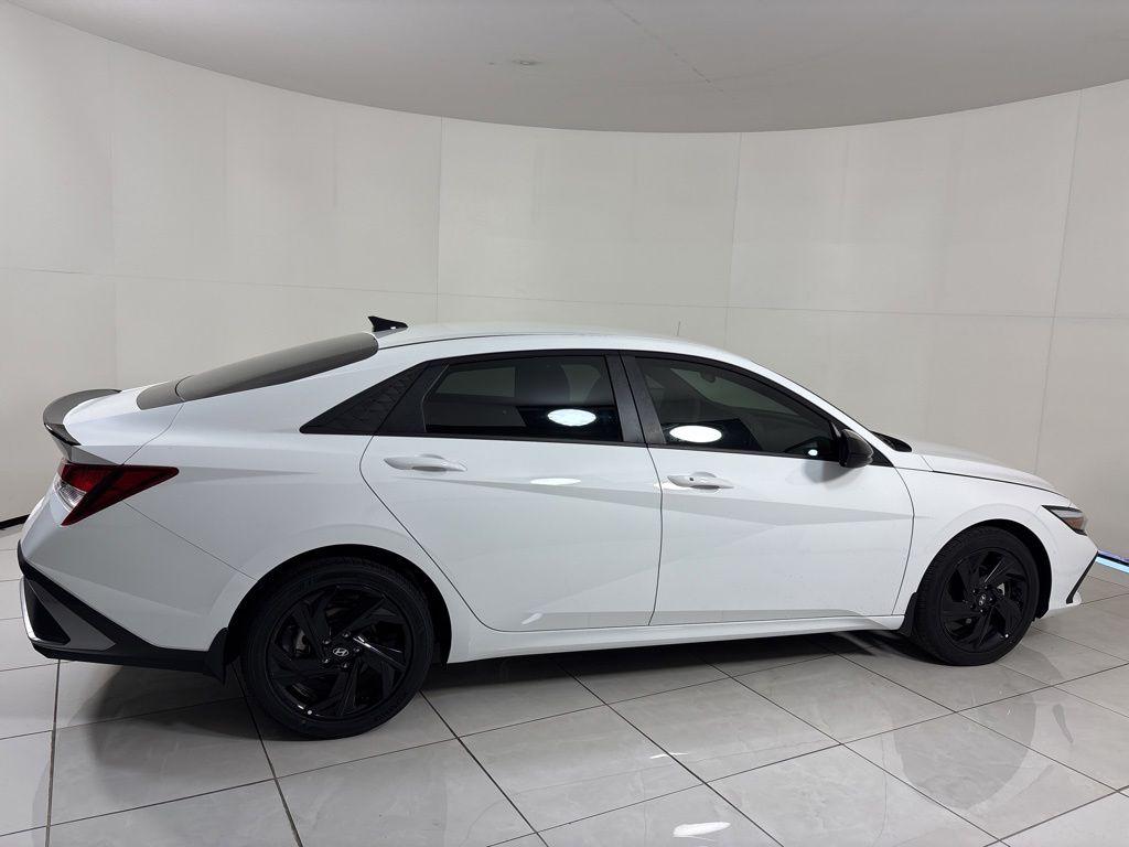 Thumbnail: 2026 Hyundai Elantra - 6