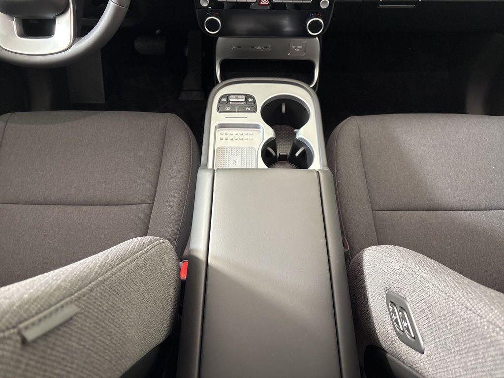 Thumbnail: 2026 Hyundai Ioniq - 23