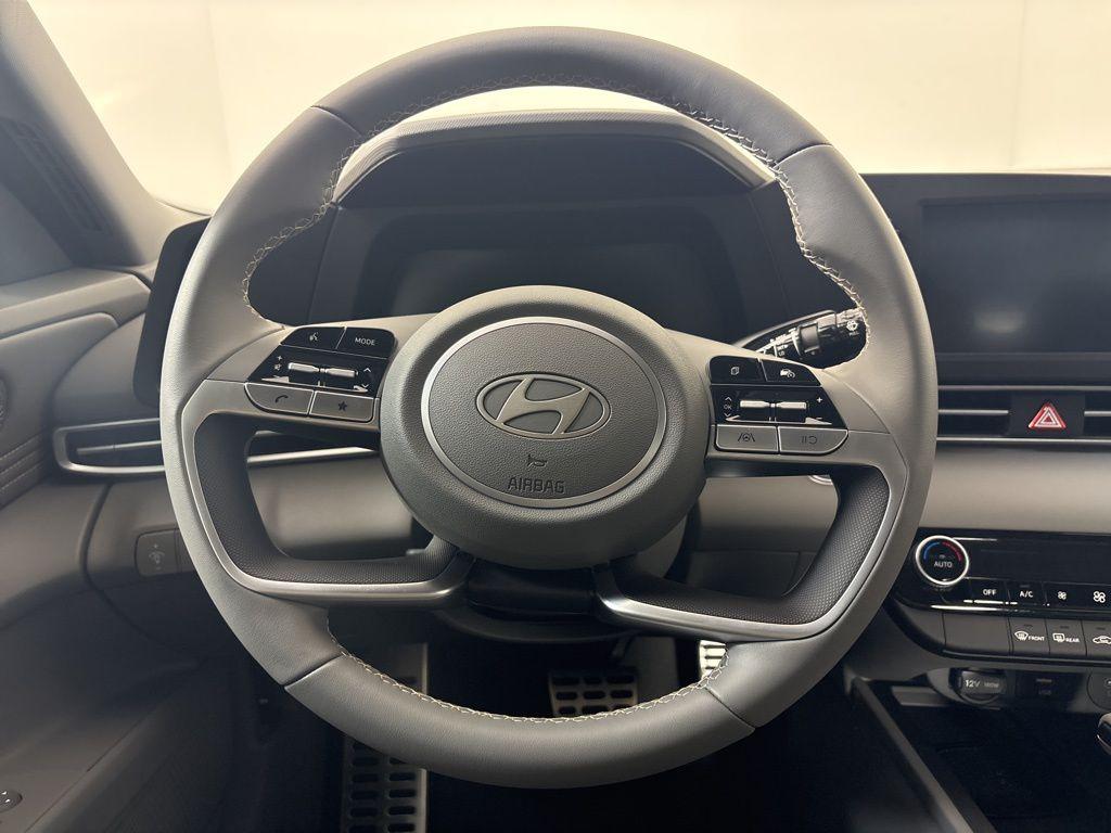 Thumbnail: 2026 Hyundai Elantra - 20