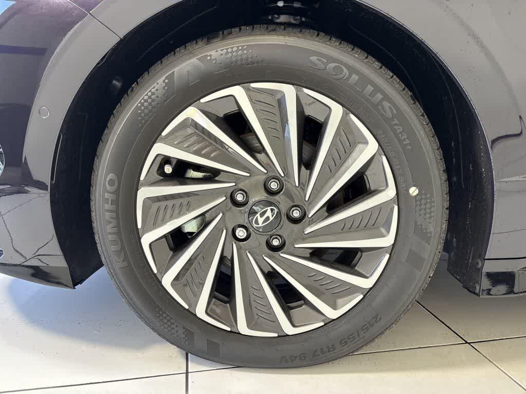 Thumbnail: 2025 Hyundai Sonata - 9