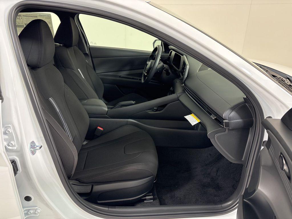 Thumbnail: 2026 Hyundai Elantra - 12