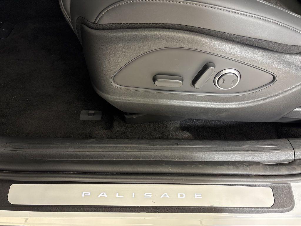 Thumbnail: 2026 Hyundai Palisade - 16