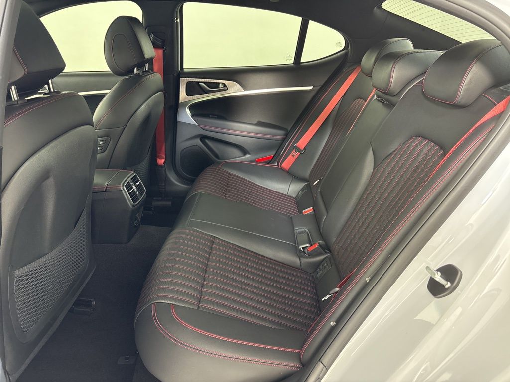 Thumbnail: 2023 Genesis G70 - 21