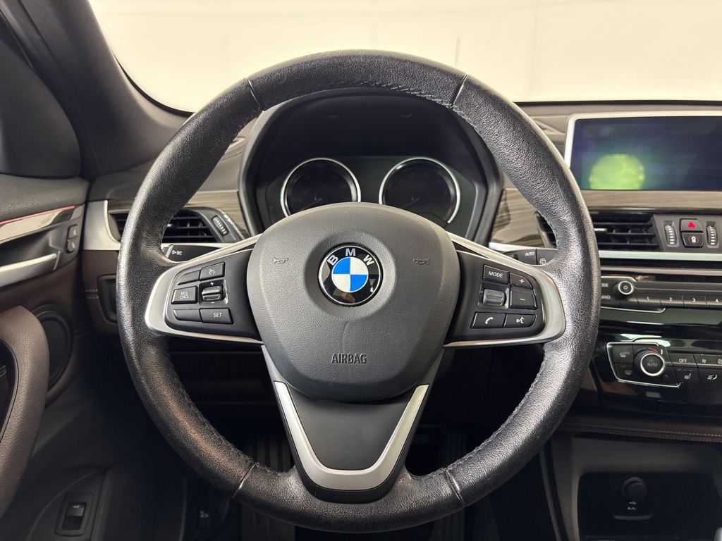 Thumbnail: 2021 BMW X1 - 23