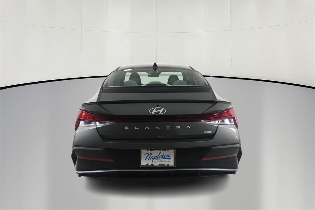 Thumbnail: 2025 Hyundai Elantra - 6