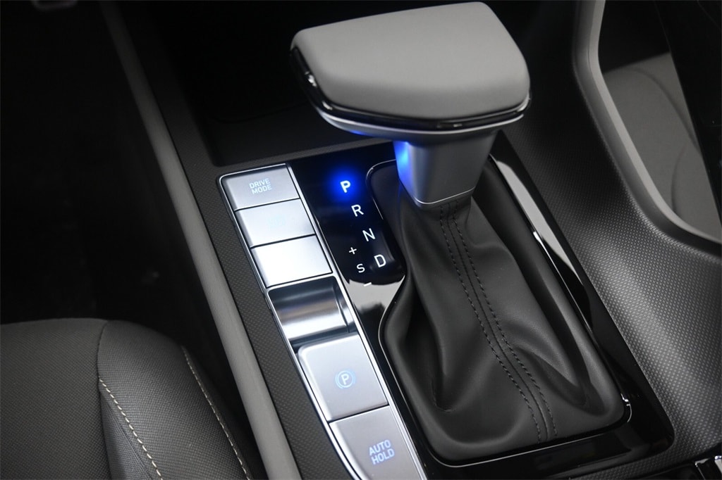 Thumbnail: 2025 Hyundai Elantra - 21
