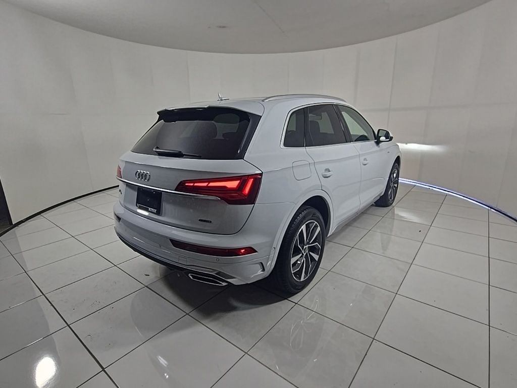 Thumbnail: 2024 Audi Q5 - 5