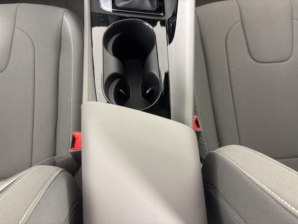 Thumbnail: 2026 Hyundai Elantra - 26