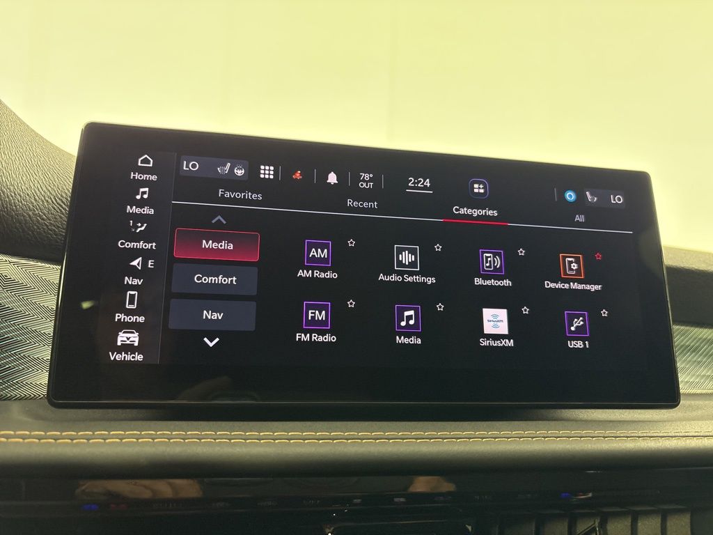 Thumbnail: 2024 Alfa Romeo Tonale - 31