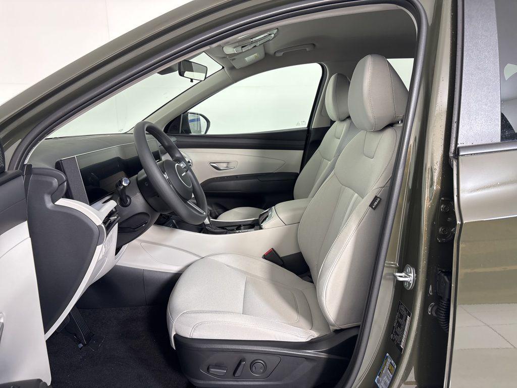 Thumbnail: 2026 Hyundai Tucson - 12