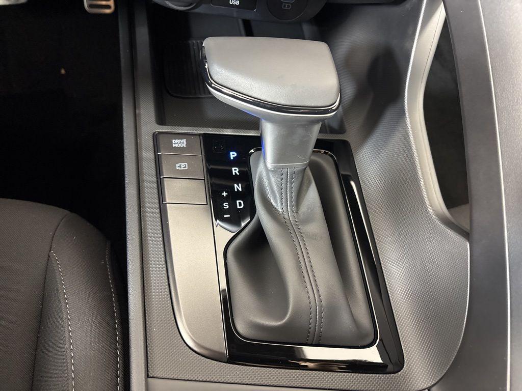 Thumbnail: 2026 Hyundai Elantra - 28