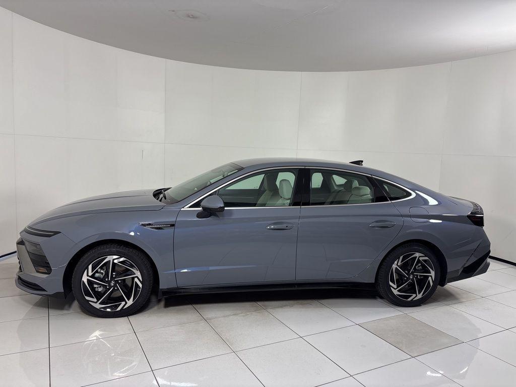 New 2026 Hyundai Sonata SEL Sport Sedan